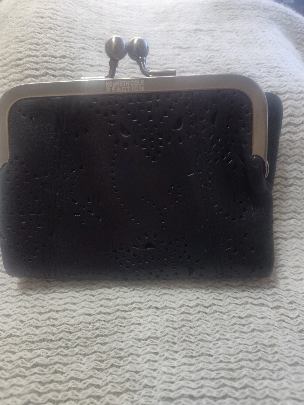 Vintage Y2K Kenneth Cole Reaction Black Perforated Kiss-Lock Clutch